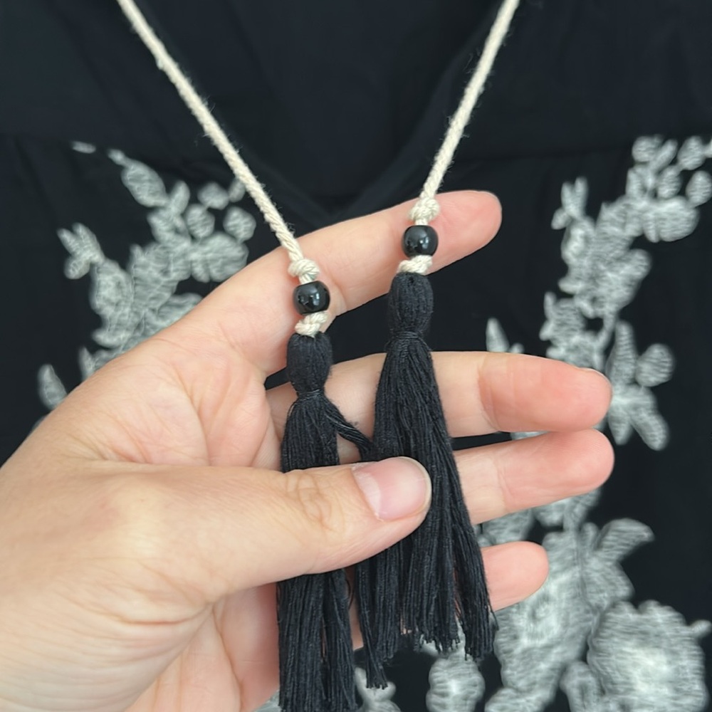 MISA Black Long Sleeve Boho Embroidery Top Scallops Hem Tassels Size Small - Picture 8 of 10